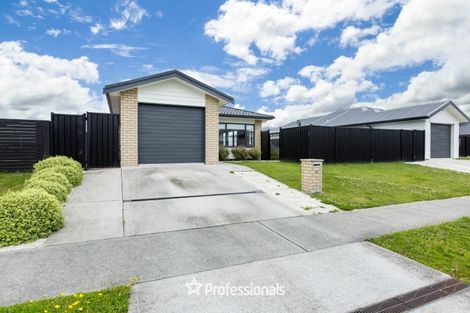 Photo of property in 36 Filmer Crescent, Wallaceville, Upper Hutt, 5018