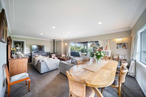 Photo of property in 2 Gatland Road, Opaheke, Papakura, 2113