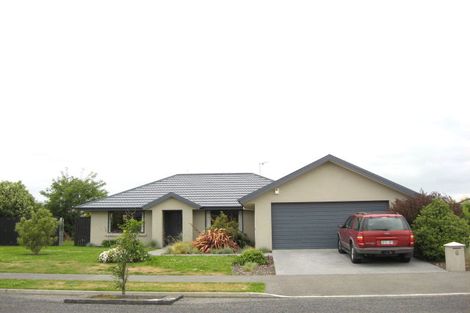 Photo of property in 6 Mahuri Street, Parklands, Christchurch, 8083