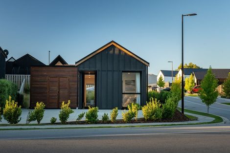 Photo of property in 52 Red Cottage Drive, Lake Hayes, Queenstown, 9304