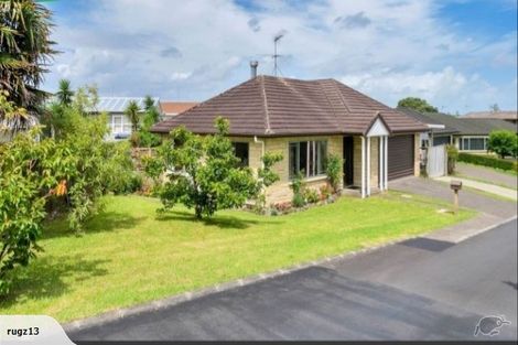 Photo of property in 8a Aotea Road, Glen Eden, Auckland, 0602