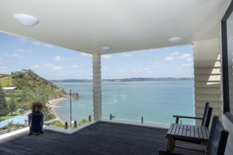 Photo of property in 40 Du Fresne Place, Russell, 0202