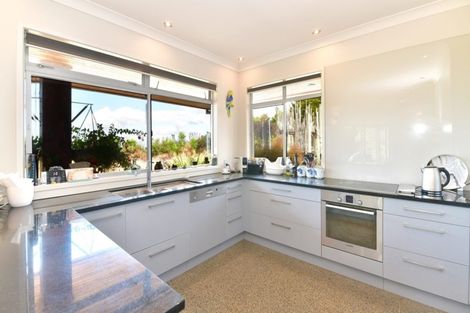 Photo of property in 210i Monowai Road, Wainui, Silverdale, 0994