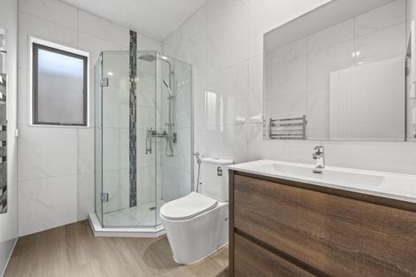 Photo of property in 16 Lime Hill Rise, Flat Bush, Auckland, 2019