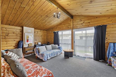 Photo of property in 56 Kaimanawa Street, Kelvin Grove, Palmerston North, 4414