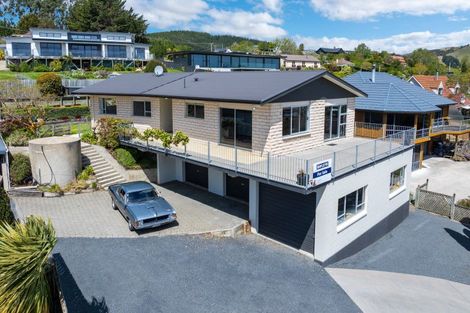 Photo of property in 10 Kilgour Street, Waihola, Milton, 9073