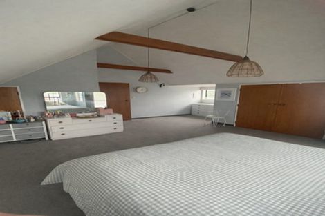 Photo of property in 2/37 Middle Road, Havelock North, 4130