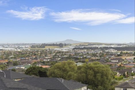 Photo of property in 124 Joseph Street, Flat Bush, Auckland, 2019