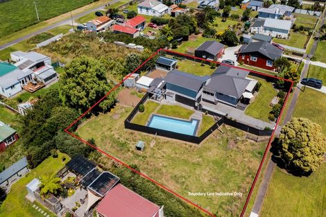 Photo of property in 74 Riemenschneider Street, Manaia, 4612
