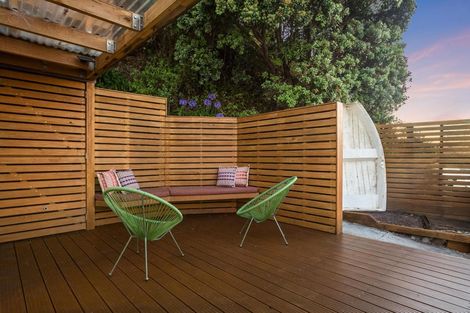 Photo of property in 14a Trevor Terrace, Paremata, Porirua, 5024