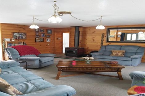 Photo of property in 202 Whangamata Road, Kinloch, Taupo, 3377