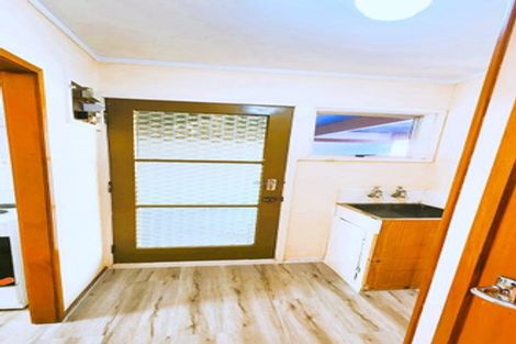 Photo of property in 26 Tamaki Bay Drive, Pakuranga, Auckland, 2010