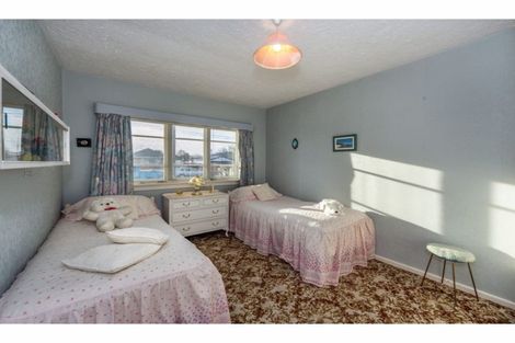 Photo of property in 13 Cradock Street, South New Brighton, Christchurch, 8062