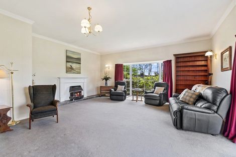 Photo of property in 120 Kawiu Road, Levin, 5510