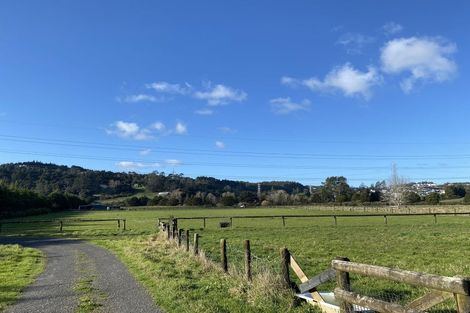 Photo of property in 98a Matua Road, Huapai, Kumeu, 0810