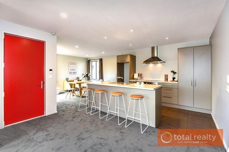 Photo of property in 86 Somerfield Street, Somerfield, Christchurch, 8024