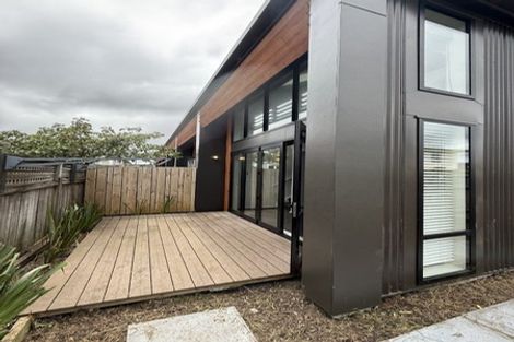 Photo of property in 7 Wha Street, Lyall Bay, Wellington, 6022