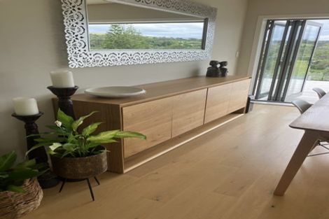 Photo of property in 92 Shakespear Road, Army Bay, Whangaparaoa, 0930