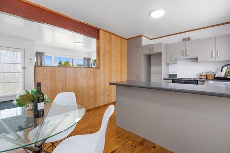 Photo of property in 1 Roosevelt Road, Western Heights, Rotorua, 3015