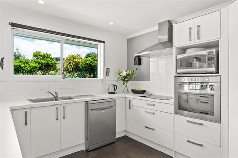 Photo of property in 30 Seascape Crescent, Waipu, 0582