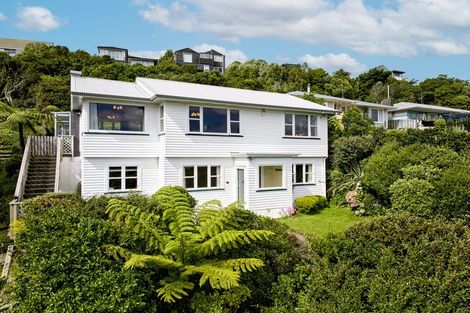 Photo of property in 27 Bedford Street, Northland, Wellington, 6012