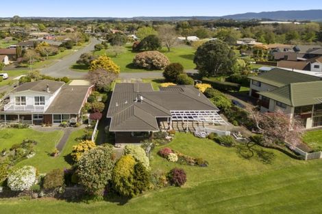 Photo of property in 63 Links View Drive, Omokoroa, 3114