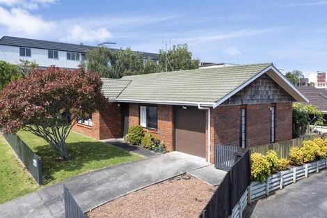 Photo of property in 1/50 Wellington Street, Howick, Auckland, 2014