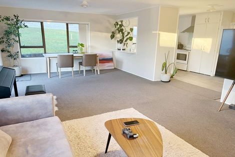 Photo of property in 2 Sheehan Road, Te Atatu South, Auckland, 0610