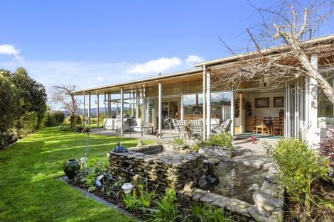 Photo of property in 33 Sylvan Way, Silverstream, Upper Hutt, 5019