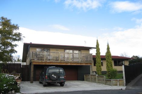 Photo of property in 5 Tui Glen, Havelock North, 4130