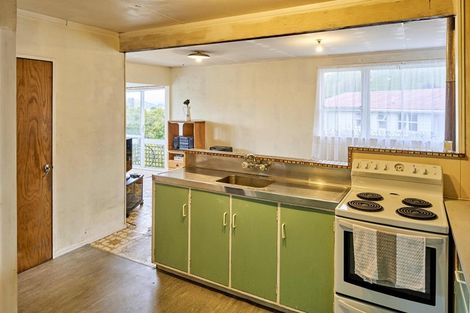 Photo of property in 6 Marne Grove, Waitangirua, Porirua, 5024