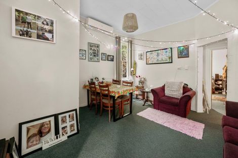 Photo of property in 39 Faraday Street, Hospital Hill, Napier, 4110