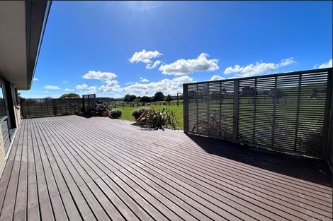 Photo of property in 10 Taumata Road, Pyes Pa, Tauranga, 3173