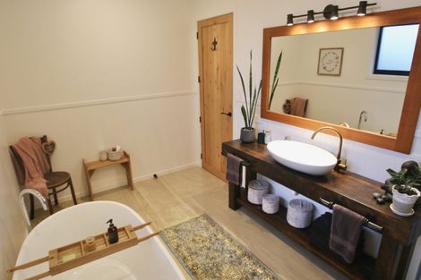 Photo of property in 228 Matapouri Road, Tutukaka, Whangarei, 0173