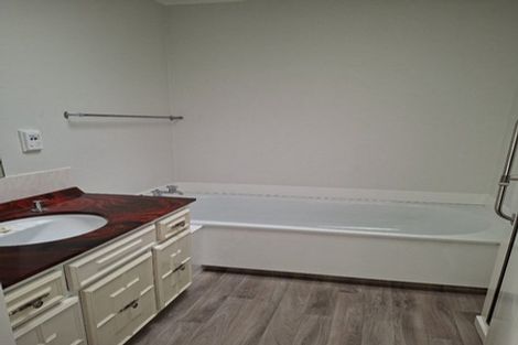 Photo of property in 1/17 Wood Street, Papakura, 2110