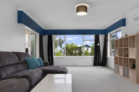 Photo of property in 20 Donovan Street, Te Puke, 3119