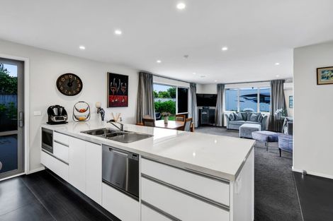 Photo of property in 15 Keene Drive, Bell Block, New Plymouth, 4312