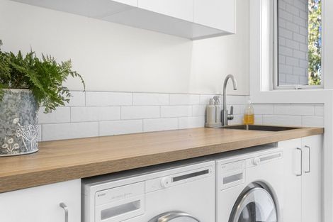 Photo of property in 69b Douglas Road, Amberley, 7410