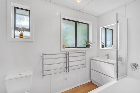 Photo of property in 22 Kendal Avenue, Burnside, Christchurch, 8053