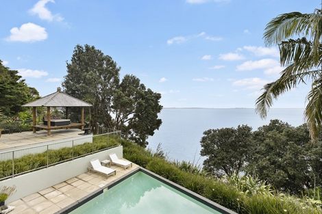 Photo of property in 100 Cornwallis Road, Cornwallis, Auckland, 0604