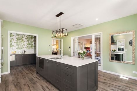 Photo of property in 17 Rossall Street, Merivale, Christchurch, 8014