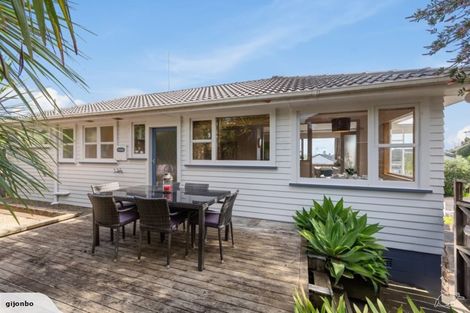 Photo of property in 5/54 Howe Street, Howick, Auckland, 2014