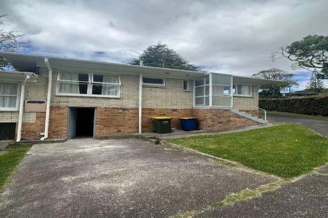 Photo of property in 1/16 Diana Drive, Glenfield, Auckland, 0627