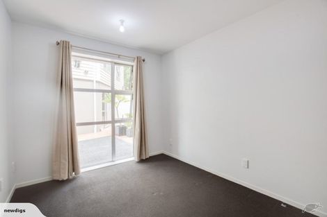 Photo of property in 3a Anderson Terrace, Mount Cook, Wellington, 6021