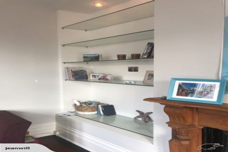 Photo of property in 24 Majoribanks Street, Mount Victoria, Wellington, 6011