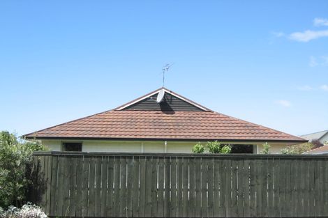 Photo of property in 20 Salford Avenue, Redwood, Christchurch, 8051