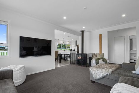 Photo of property in 90 Mcentee Road, Waitakere, Auckland, 0816