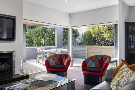 Photo of property in 15 Gulf View Road, Murrays Bay, Auckland, 0630