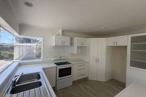 Photo of property in 42a Ngatai Road, Otumoetai, Tauranga, 3110