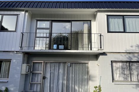 Photo of property in 10/767 Beach Road, Browns Bay, Auckland, 0630